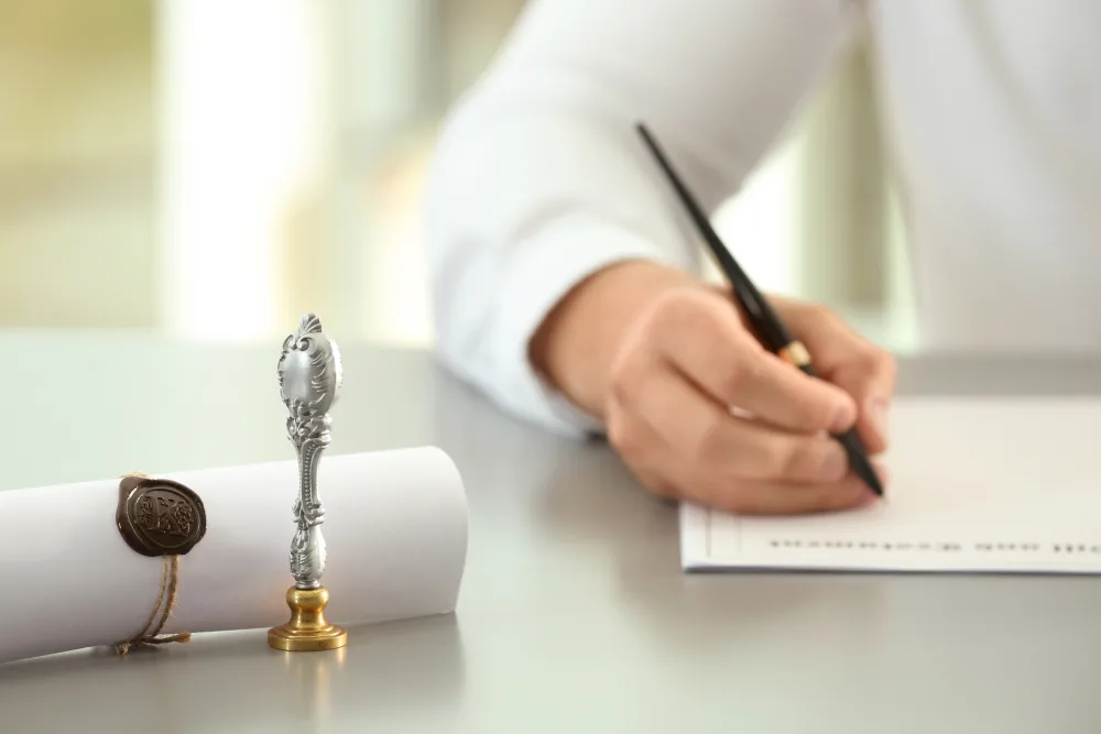 do wills need to be filed